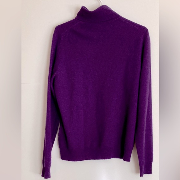 Lord & Taylor Sweaters - LORD & TAYLOR Large CASHMERE 100% 2 Ply Purple Turtleneck Sweater